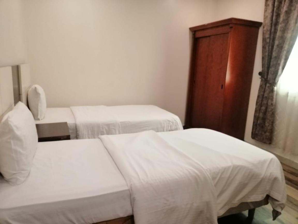 Aparthotel Loaloat Al Khobar 2 Furnished Units Zewnętrze zdjęcie