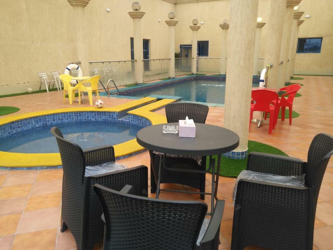 Aparthotel Loaloat Al Khobar 2 Furnished Units Zewnętrze zdjęcie